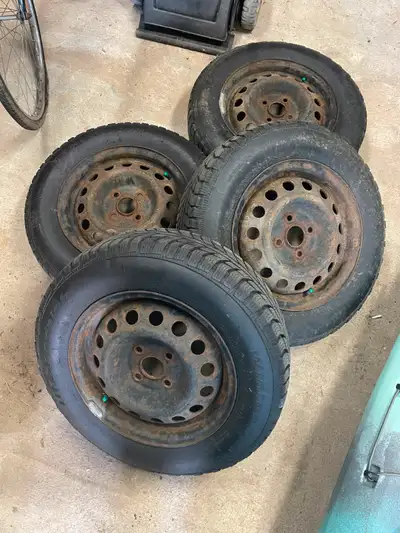 Used Michelin BFGoodrich T/A KSI winter tires on steel rims. 175/70R14 84T. Previously on a 2012 Hyu...