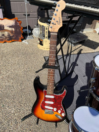  Fender Squier Strat 