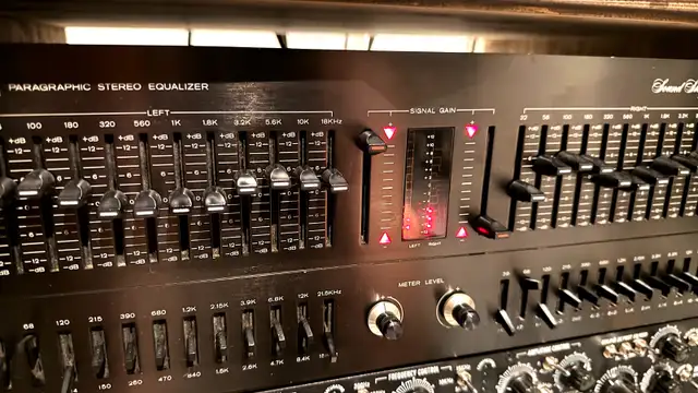 Vintage Analog Stereo EQ by ADC in Pro Audio & Recording Equipment in Markham / York Region - Image 3