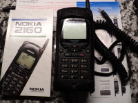 Complete Nokia 2160 Cellphone + all cords & case CALLS ONLY