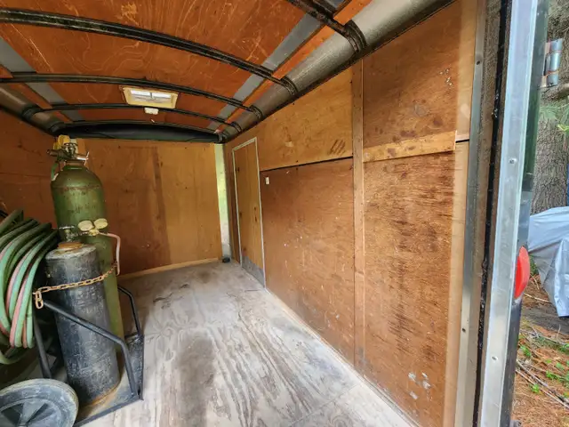 10'x6'x6' Enclosed Aluminum Motorcycle ATV Moving Cargo Trailer in Other in Windsor Region - Image 3