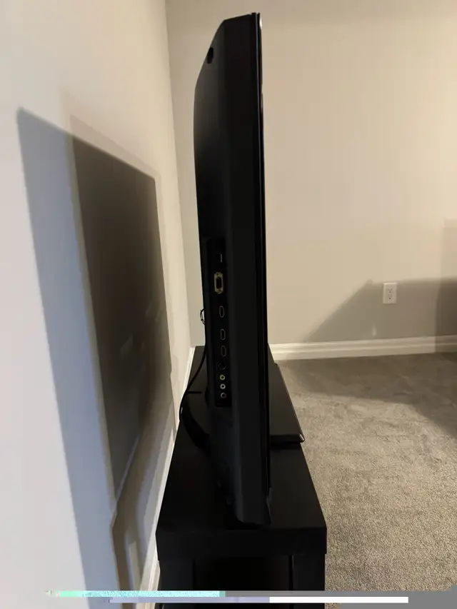 Sony 40in 1080p FHD LCD TV 120hz KDL-40V5100 in TVs in Ottawa - Image 5