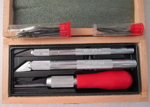 Woodcarving Knife Set in Hobbies & Crafts in Belleville