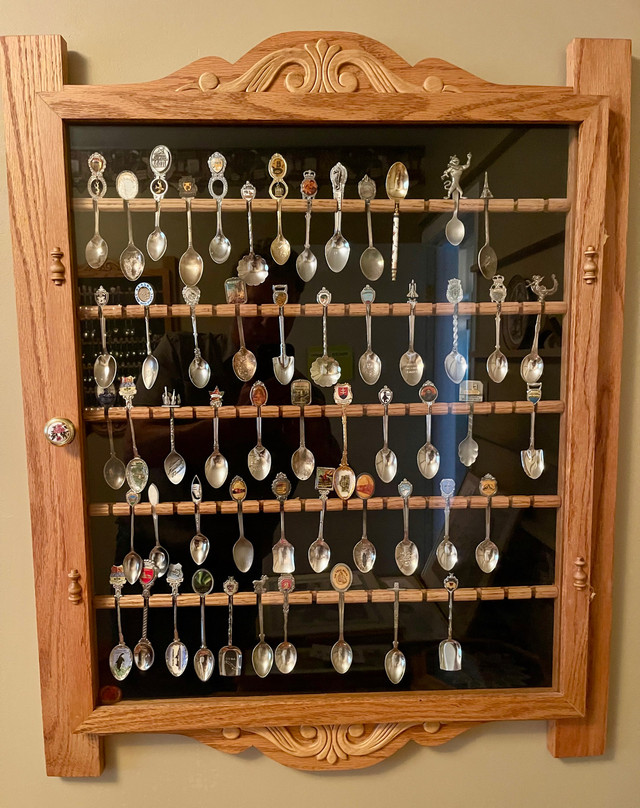 Collector Spoons in Arts & Collectibles in Kitchener / Waterloo