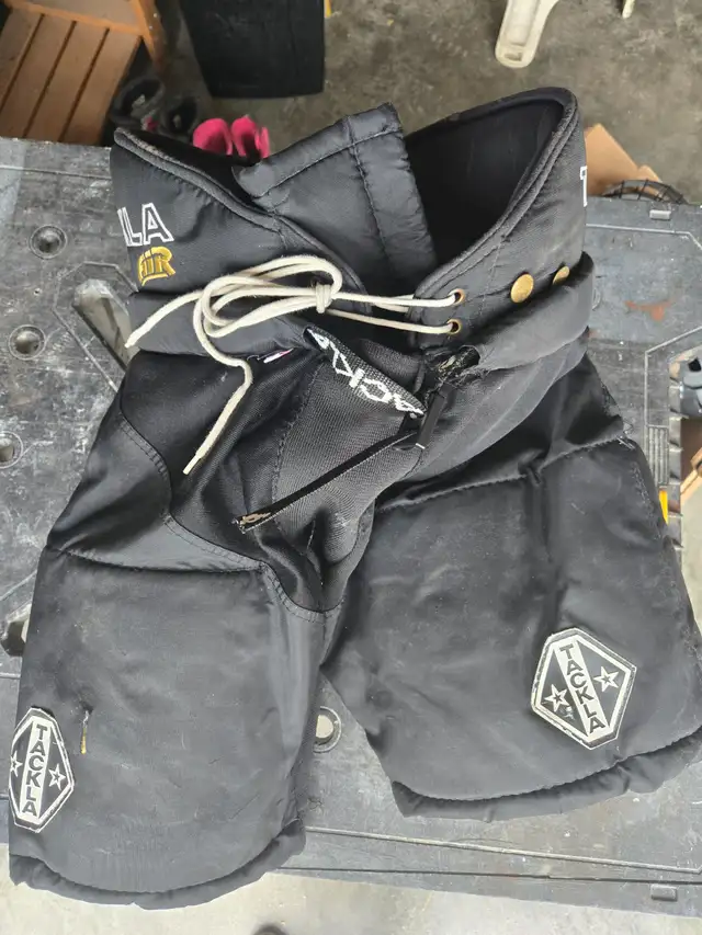 Youth Hockey Equipment-80.00 For All in Hockey in Winnipeg - Image 7