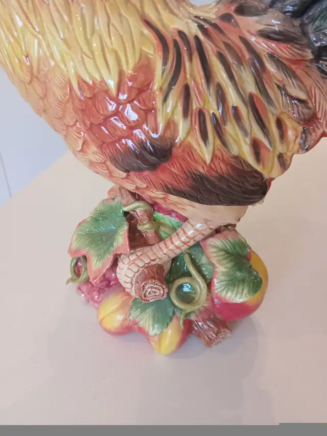 Fitz and Floyd Country Gourmet Rooster Figurine Centerpiece 17" in Home Décor & Accents in Calgary - Image 7