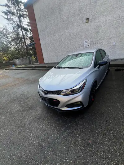 Selling my 2018 Chevrolet Cruze RS with an active title. This vehicle is in perfect condition inside...