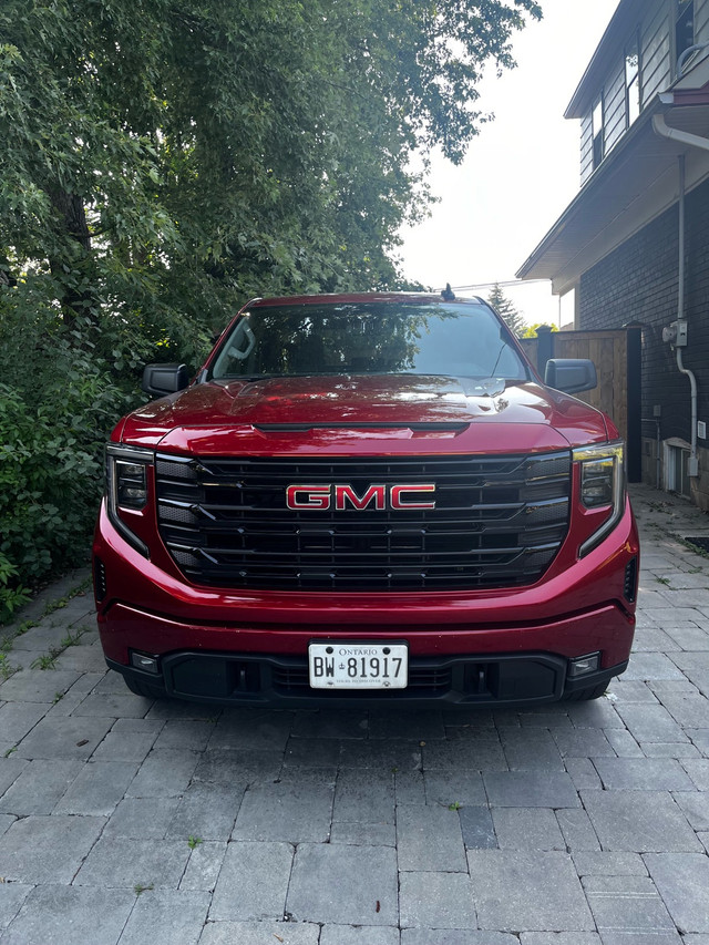 GMC Sierra 1500 in Cars & Trucks in Mississauga / Peel Region - Image 2