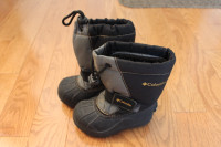 Columbia size 8 winter boots