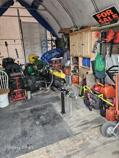 Wanted dead or alive,, Cash paid for Firewood splitters for restoration and resale. Drop off at Port...