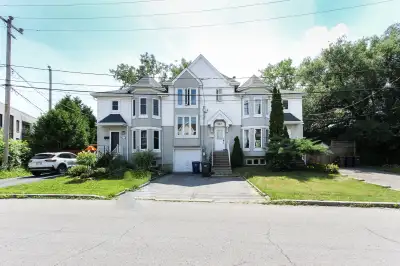 Maisons à louer à Fabreville, Laval 2490$