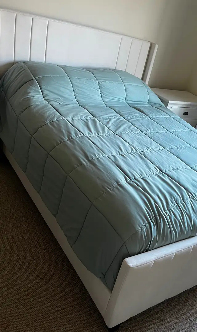 Queen size bed frame in Beds & Mattresses in Truro - Image 2