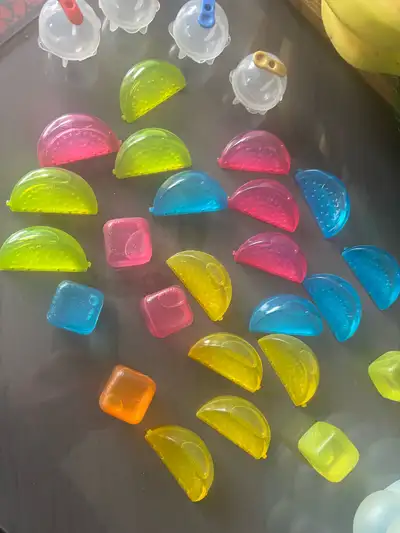 Add a splash of fun to your drinks with these colourful and reusable ice cubes and round ice ball ma...