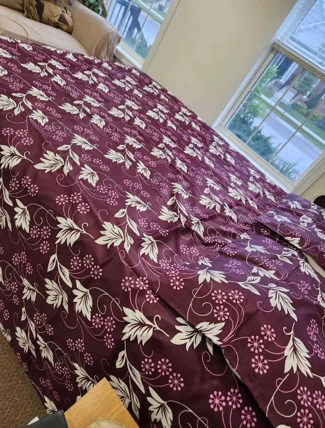 Brand New 3 pieces Queen size bedsheet set in Bedding in Peterborough - Image 6