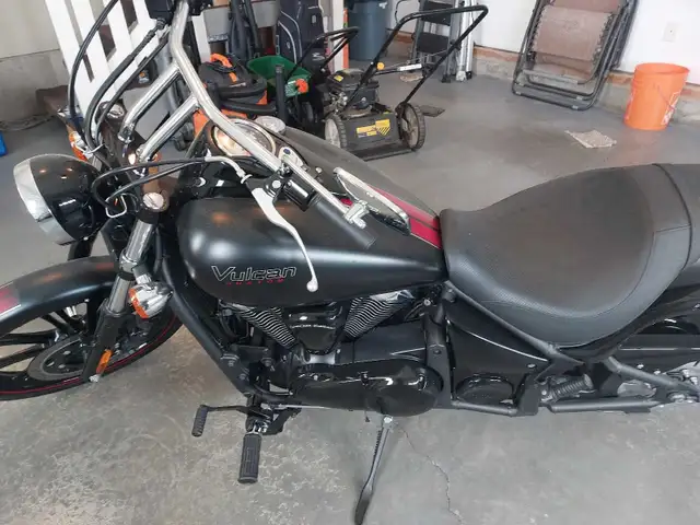 2012 Kawasaki Vulcan Custom Special Edition in Street, Cruisers & Choppers in Red Deer - Image 5