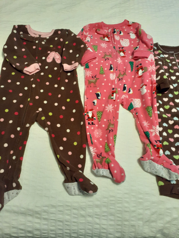 Children's Fleece Sleepers 12 Months in Clothing - 9-12 Months in Regina - Image 4
