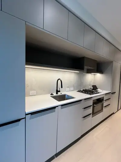 Includes: * 1 Parking Stall * Storage Locker * Rogers Internet * In-suite Laundry * High-end Applian...