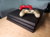 Playstation 4 Pro (PS4 Pro with 2 controllers)