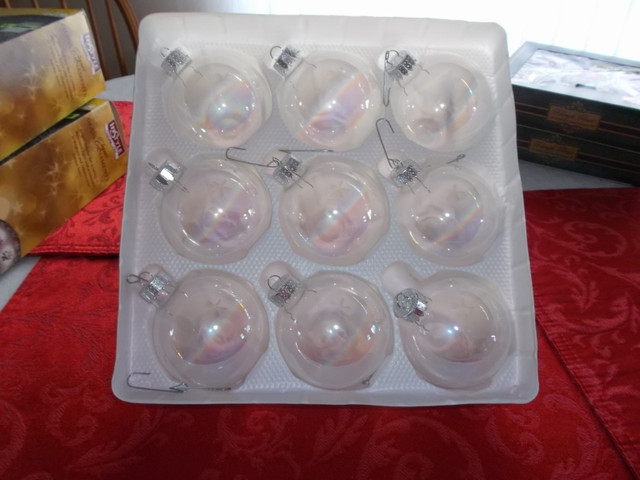9 Clear Christmas ornaments New $5.00 in Holiday, Event & Seasonal in Saint John - Image 4