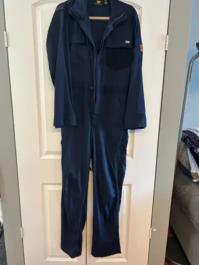 Cat Lightweight coveralls size 32, View more