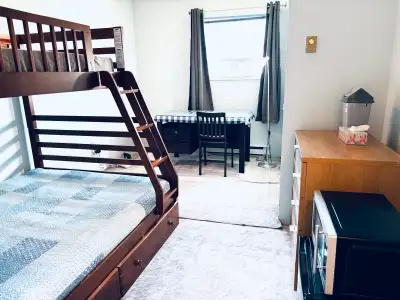 Fully Furnished Upstairs Room For Male