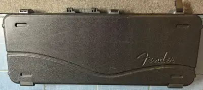 fender deluxe hard molded guitar case , View more