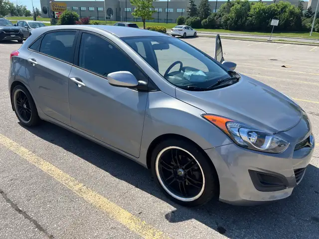 Hyundai Elantra 585559275419084802