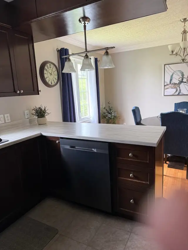 Turnkey 5-Bedroom Home – Fully Furnished & Move-In Ready