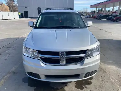 Selling my 2009 Dodge Journey SXT. It’s been a solid, reliable SUV and still drives great. Starts up...