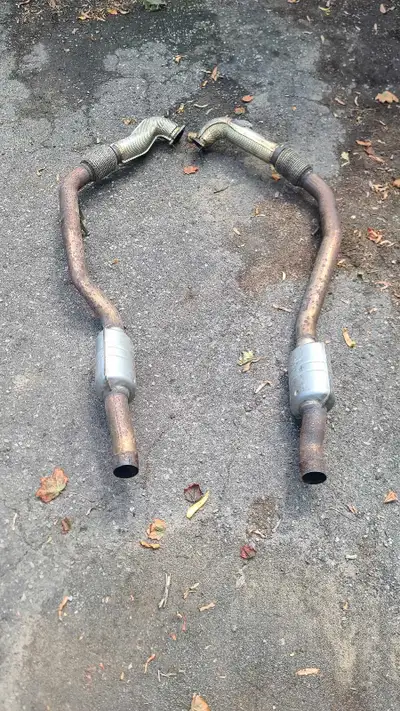 Midpipes used for 70k removed for upgrade