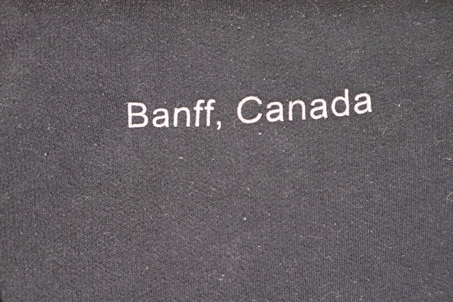 Sweatpants Sweats Black Banff, Canada No String or Tag Small in Women's - Bottoms in Calgary - Image 3
