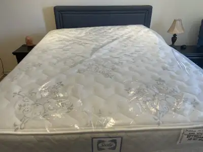 Matelas Sealy, View more