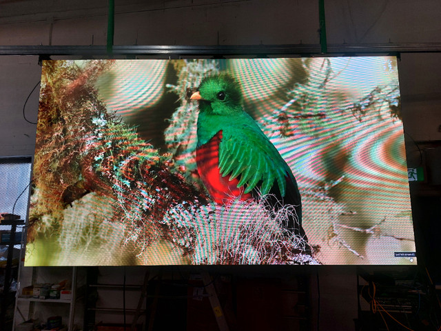 Barco Video Wall x1.6 - 1.6mm pixel pitch indoor LED display in General Electronics in Mississauga / Peel Region - Image 3