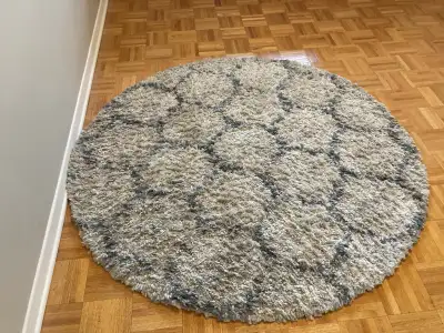 round rug, View more