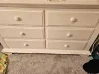 6 drawer dresser with hutch top