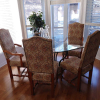Dining Room Chairs (4)