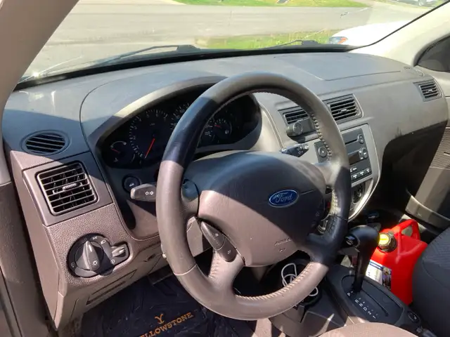 2007 FORD FOCUS SE HATCHBACK 509452417647267843