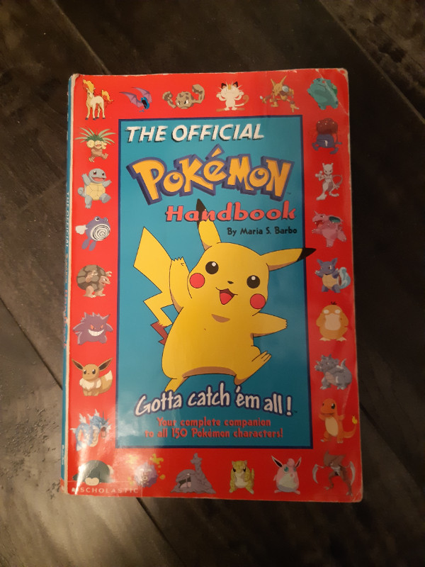 Pokemon - The Official Handbook (Original) in Children & Young Adult in City of Toronto