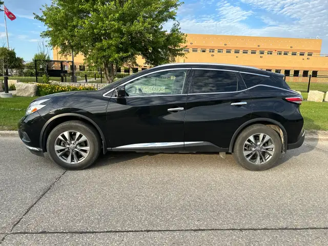 2017 Nissan Murano SL   ** LOW KM