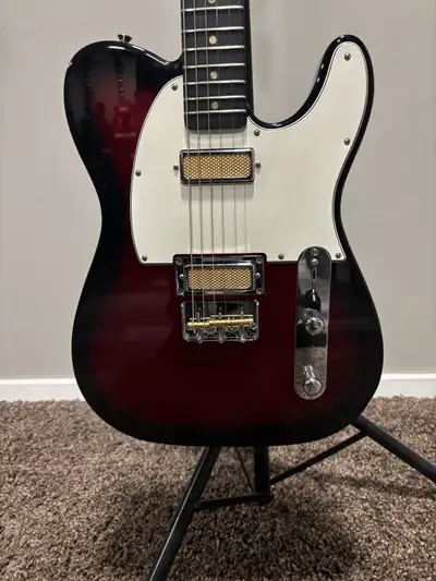 Fender Gold Foil Telecaster, View more