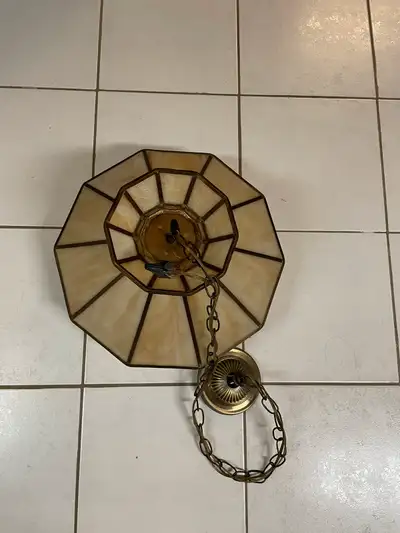 For sale $50 Tiffany style light fixture Retro 80s lamp