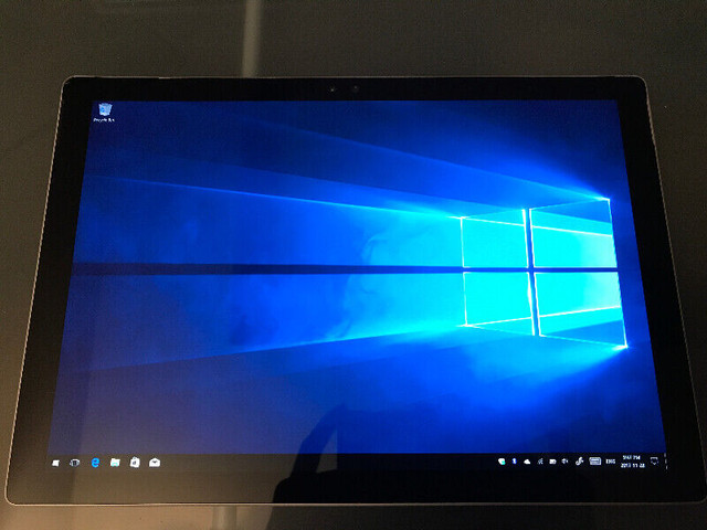 Surface Pro 4_i7 cpu_16gb ram_256gb SSD_Win 10 Pro_12.3"_Mint in iPads & Tablets in City of Toronto - Image 2