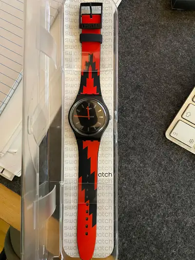 Montre SWATCH Sheyenne 2019 - SUOB167, View more