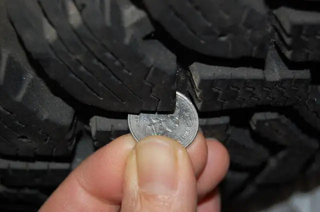 3 Winter Tires and 4 Rims 205 60 R16 / 3 Pneus hiver et 4 jantes in Tires & Rims in Longueuil / South Shore - Image 3