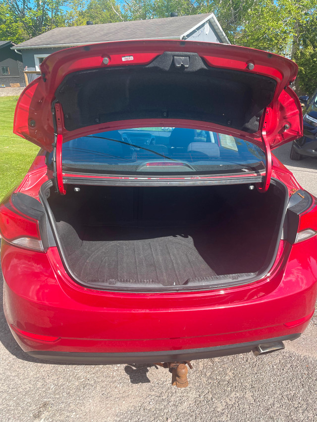 2016 Hyundai Elentra in Cars & Trucks in Barrie - Image 3