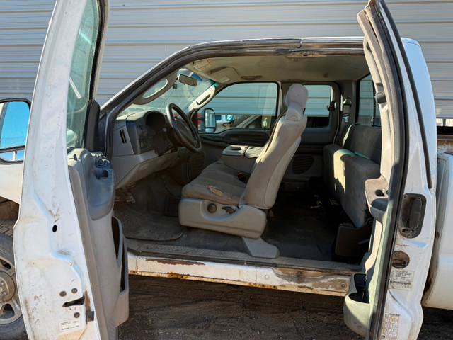 2005 f350 diesel in Cars & Trucks in Vernon - Image 2