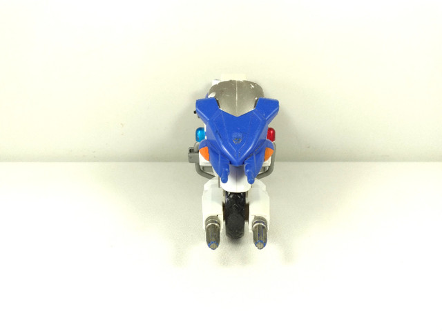 2005 Power Rangers SPD Blue SPD Patrol Cycle w/ Action Figure in Arts & Collectibles in Moncton - Image 3