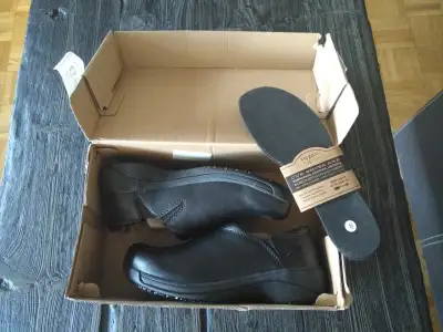 Mozo Forza Leather Food Service Women's Shoes sz6, View more