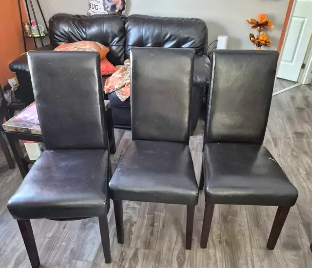 chairs for sale in Dining Tables & Sets in Charlottetown - Image 2