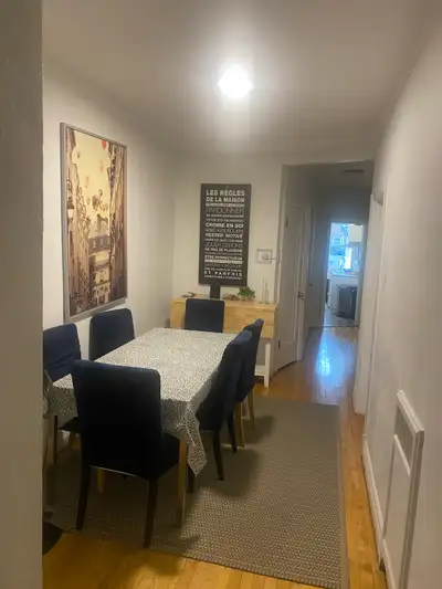Chambres meublées et rénovées 2 salles de bain cuisine toute équipée, terrasse et jardin en face de...